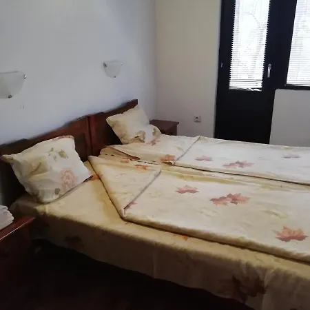 Hotel костина - Kostina Ribarica