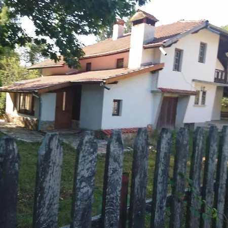костина - Kostina Hotel